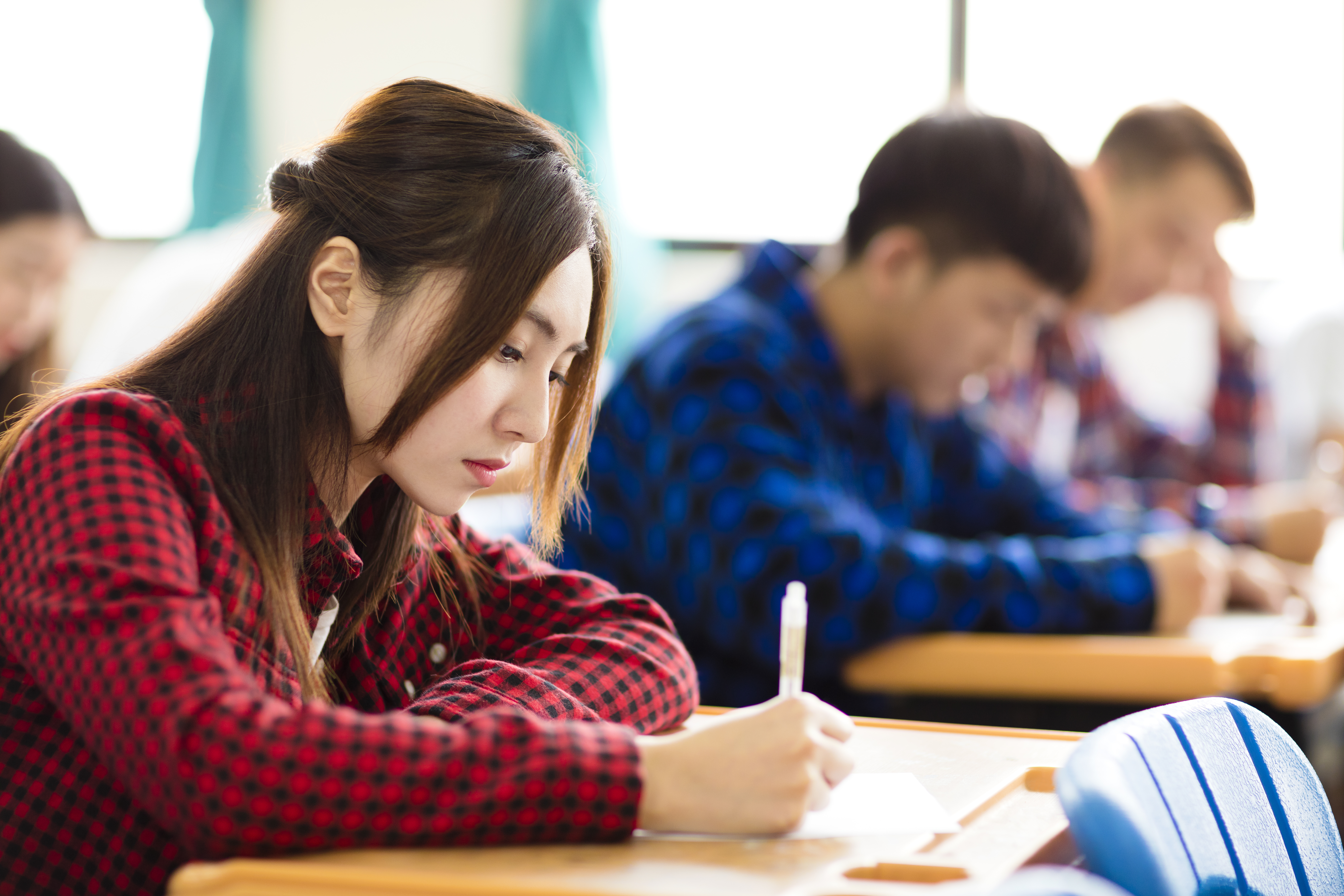 Student 8qism. Экзамен в университете. Корейские студенты. Учеба в Китае. Школа для подготовки к экзамену в Китае.