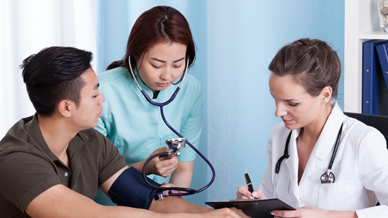 Physician's Assistant, Physician Assistant or PA? | explorehealthcareers.org